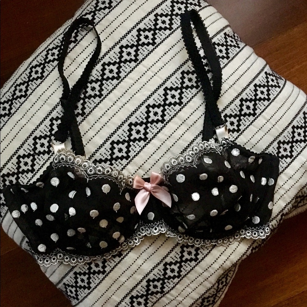 Vs very sexy Demi bra!
